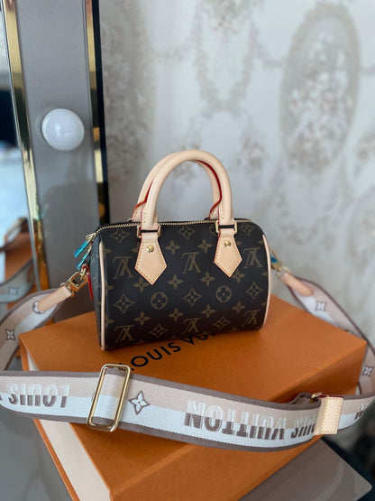 Nano speedy monogram Louis Vuitton